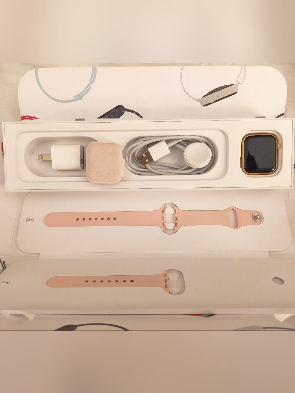 Apple Series 5 Smartwatch In Rose gold With Pink Band